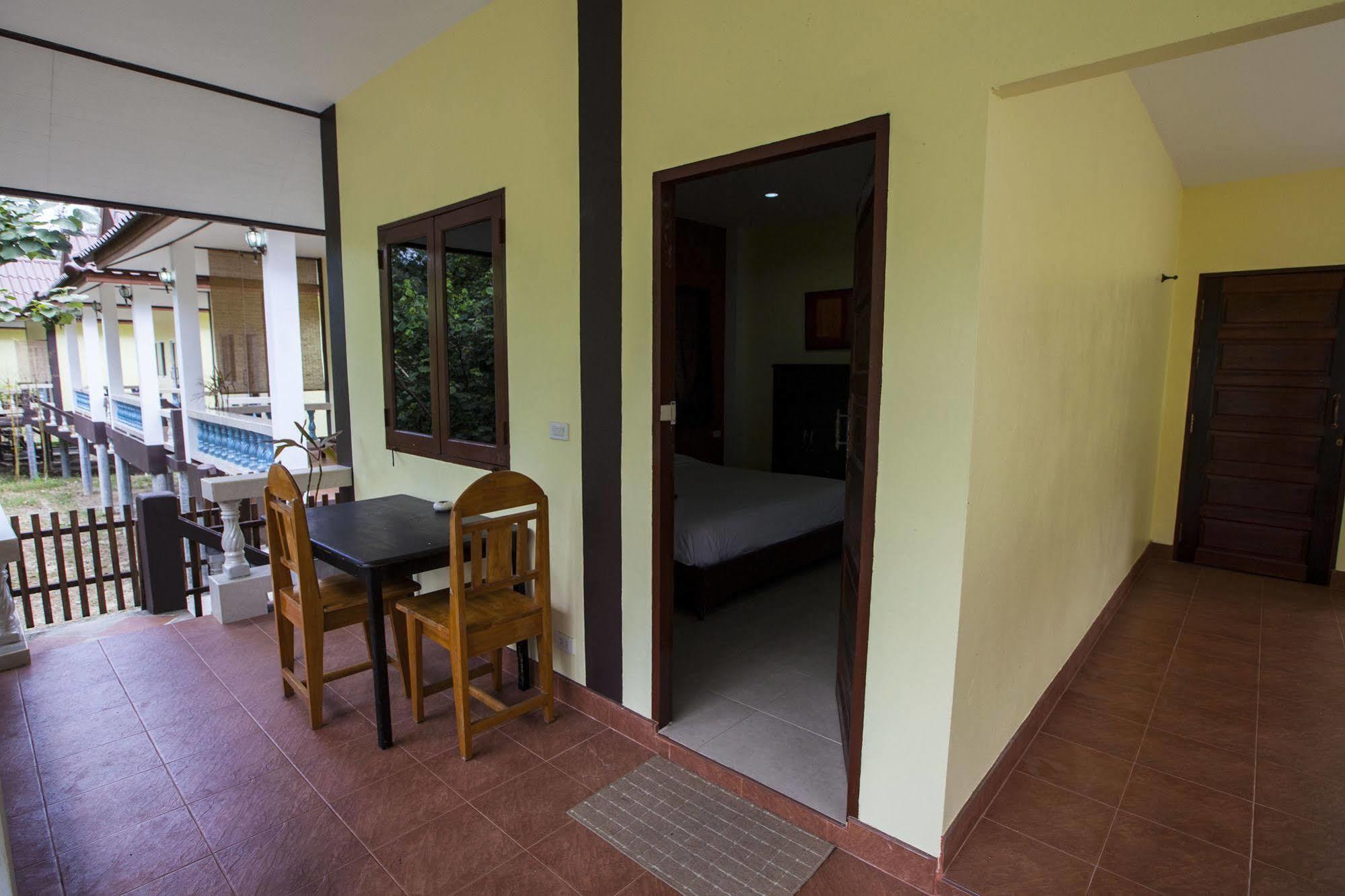 Hin Bhai Resort Chaloklum Ngoại thất bức ảnh
